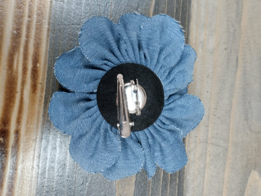 Spilla fiore in jeans