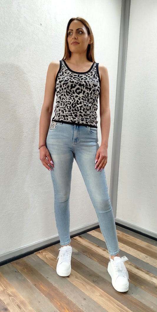 Jeans skinny con strass maculato