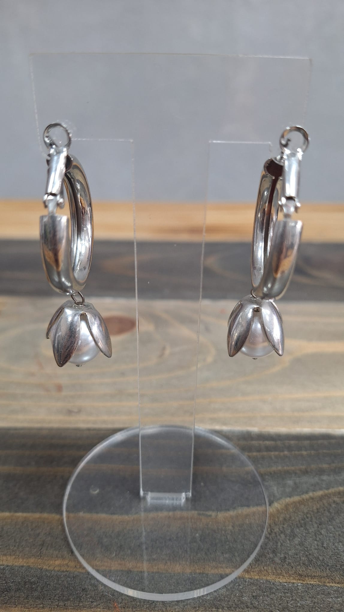 Orecchini a cerchio con pendente