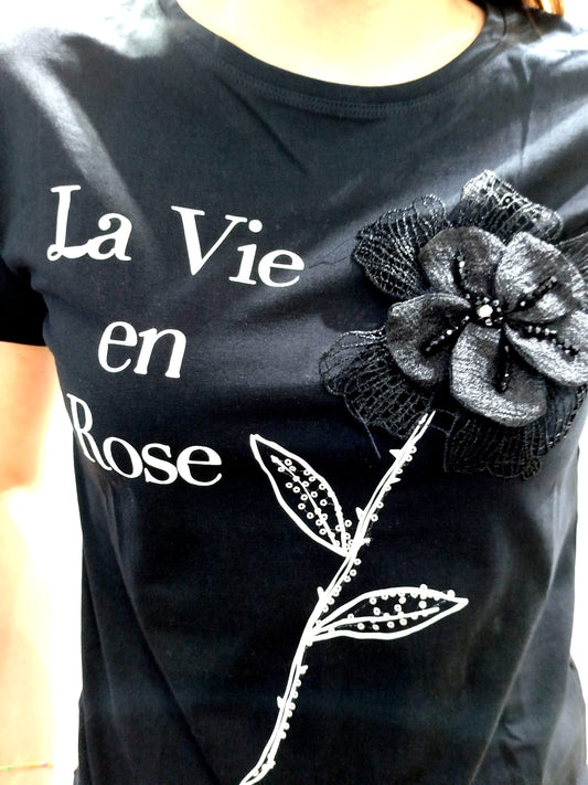T-shirt con fiore