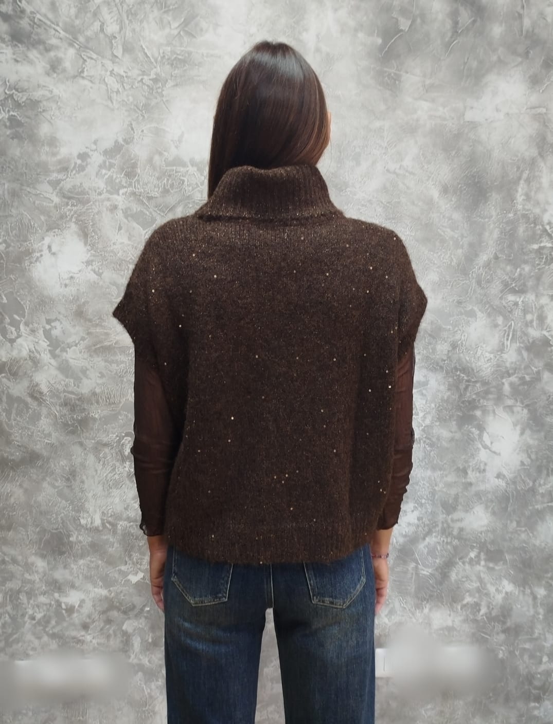 Pullover collo alto senza maniche