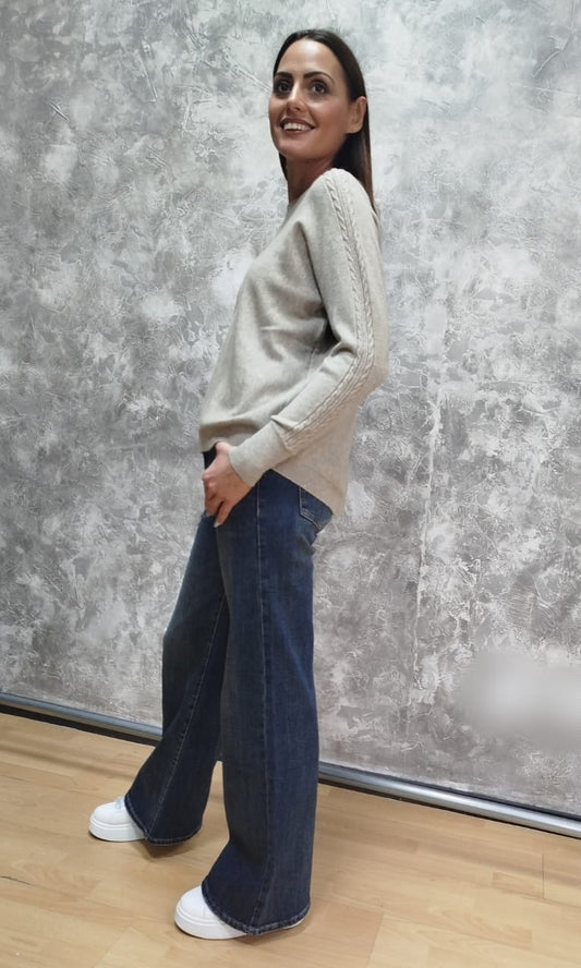 Pullover lavorazione treccia