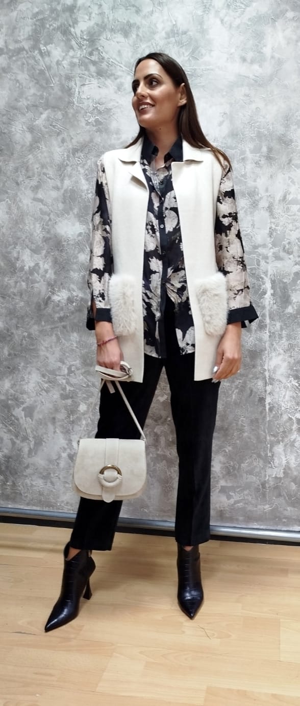 Spolverino con tasche in pelliccia