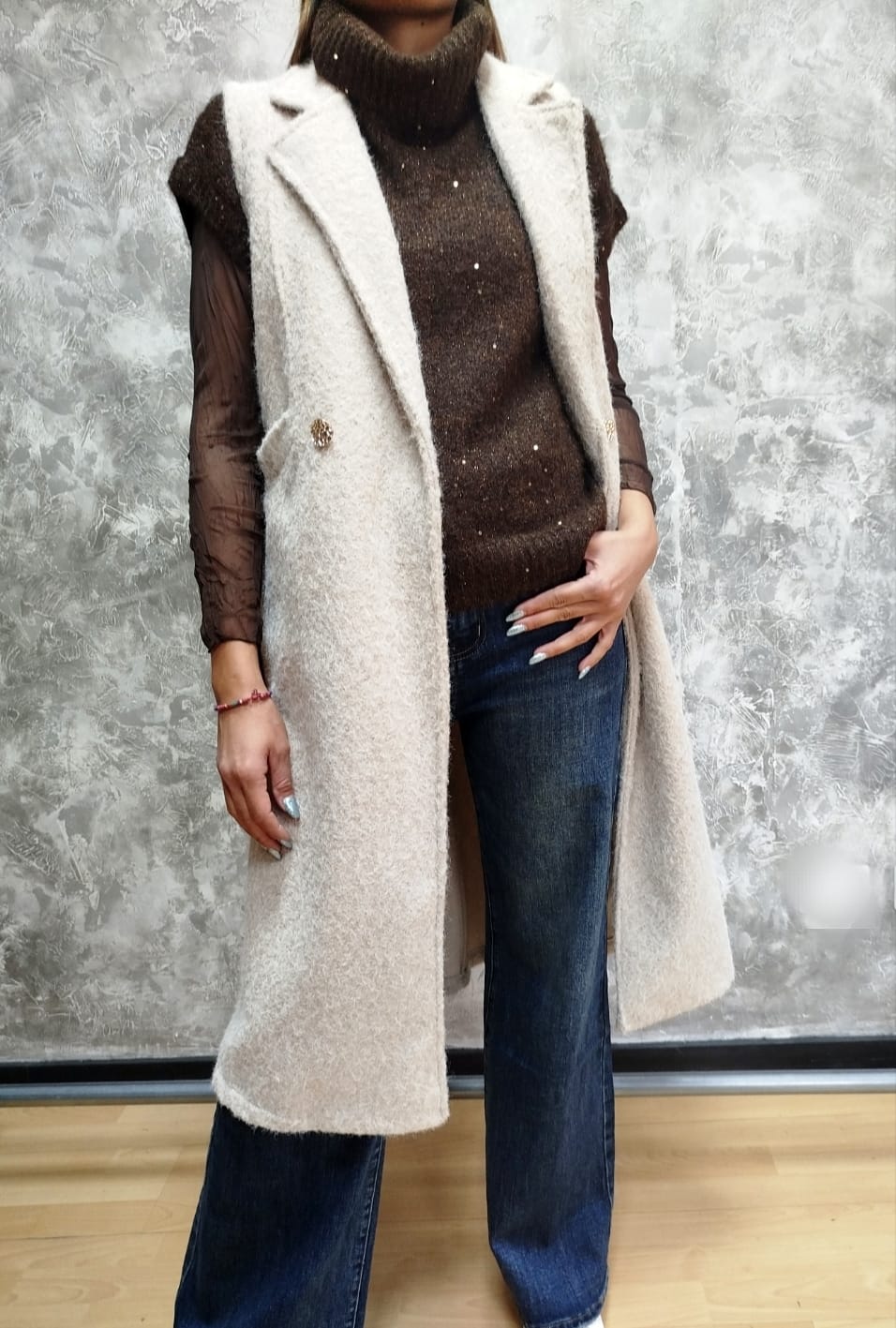 Cappotto smanicato tipo lana cotta