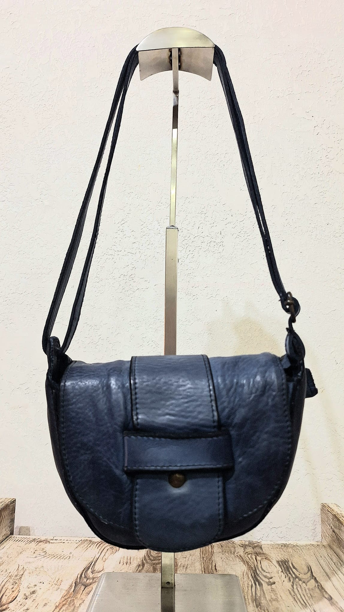 Borsetta in cuoio bluette