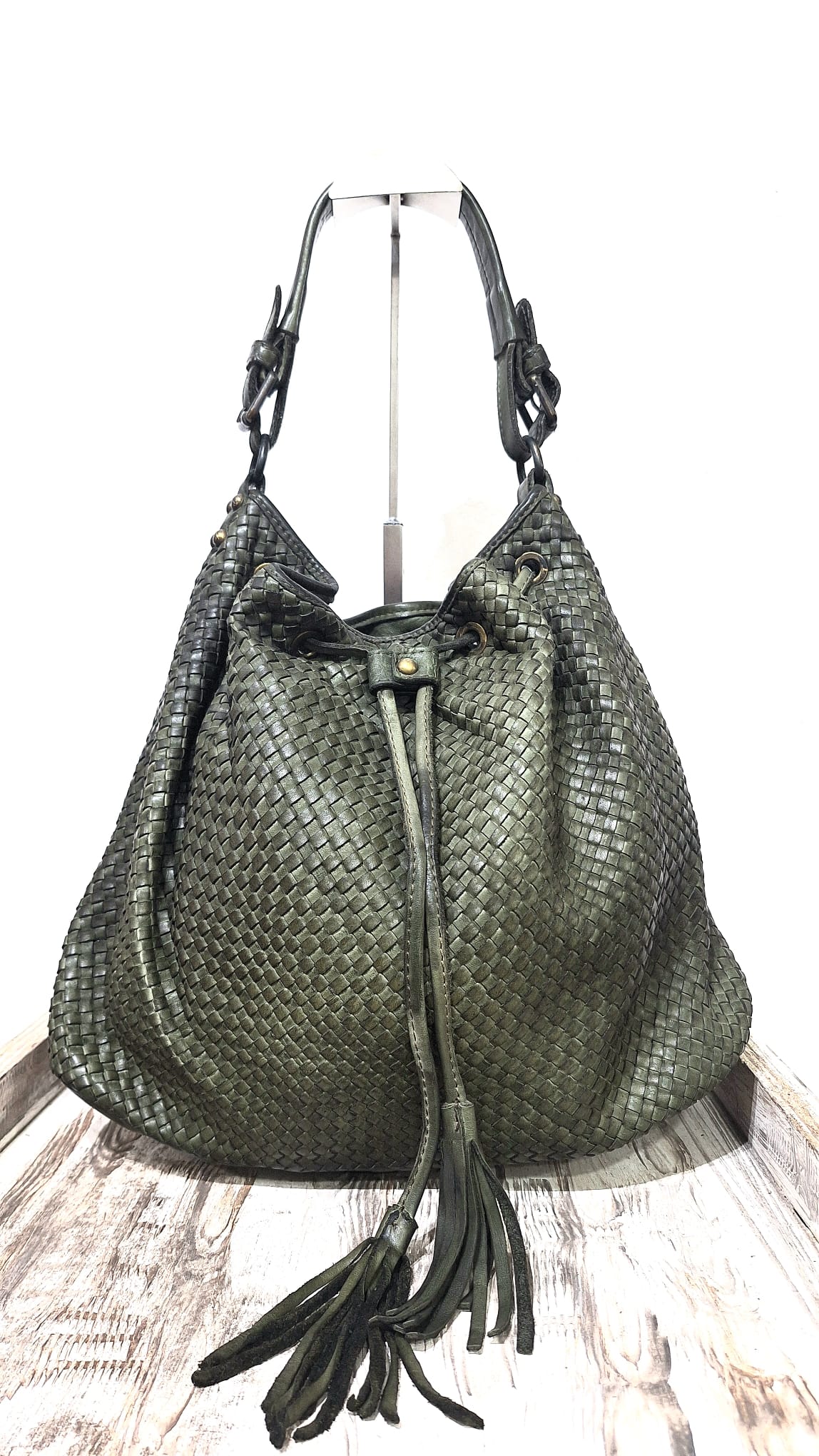 Borsa in cuoio intrecciato