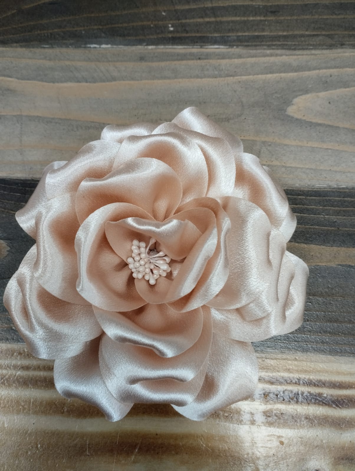 Spilla fiore raso grande