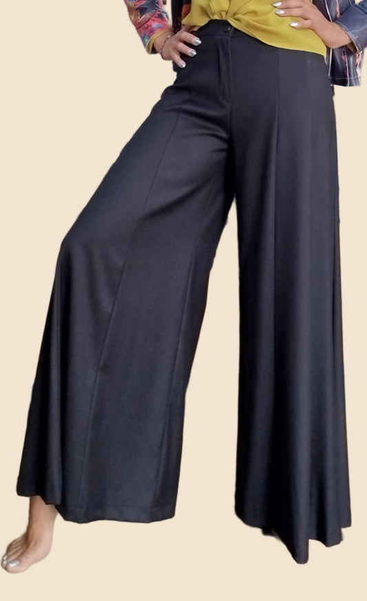 Pantalone gamba ampia