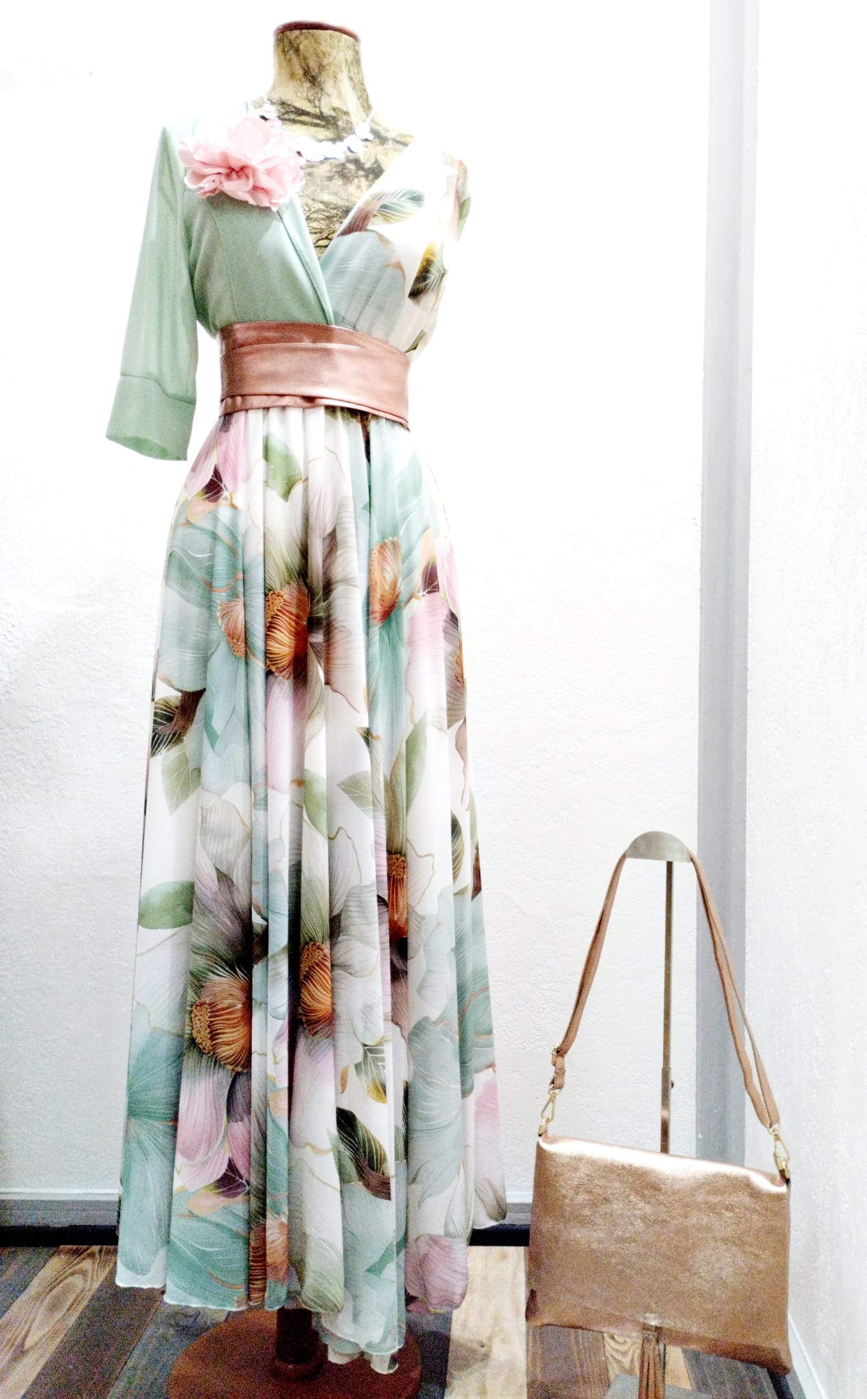 Abito Impero  fiori verdi