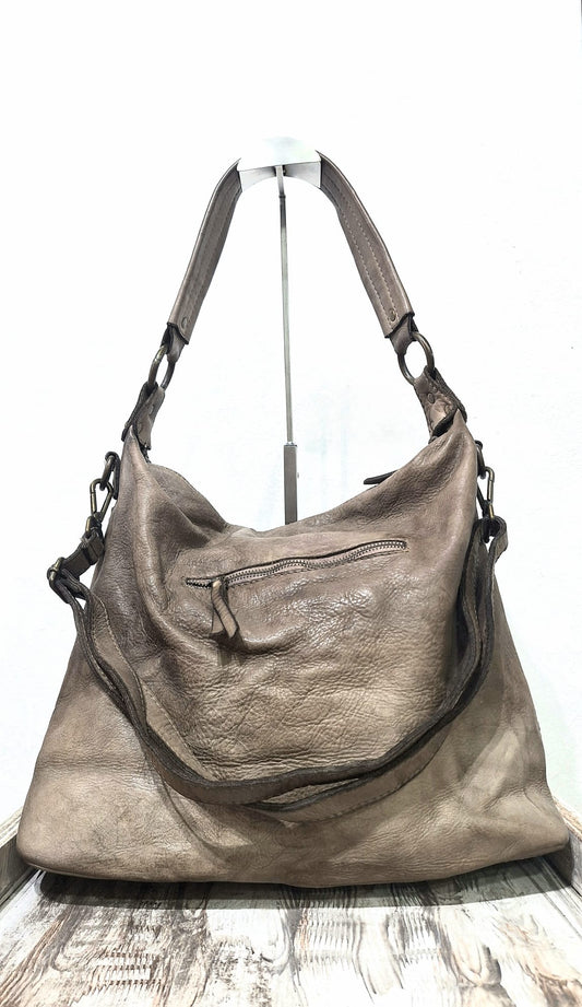 Borsa in cuoio intrecciato con tasche