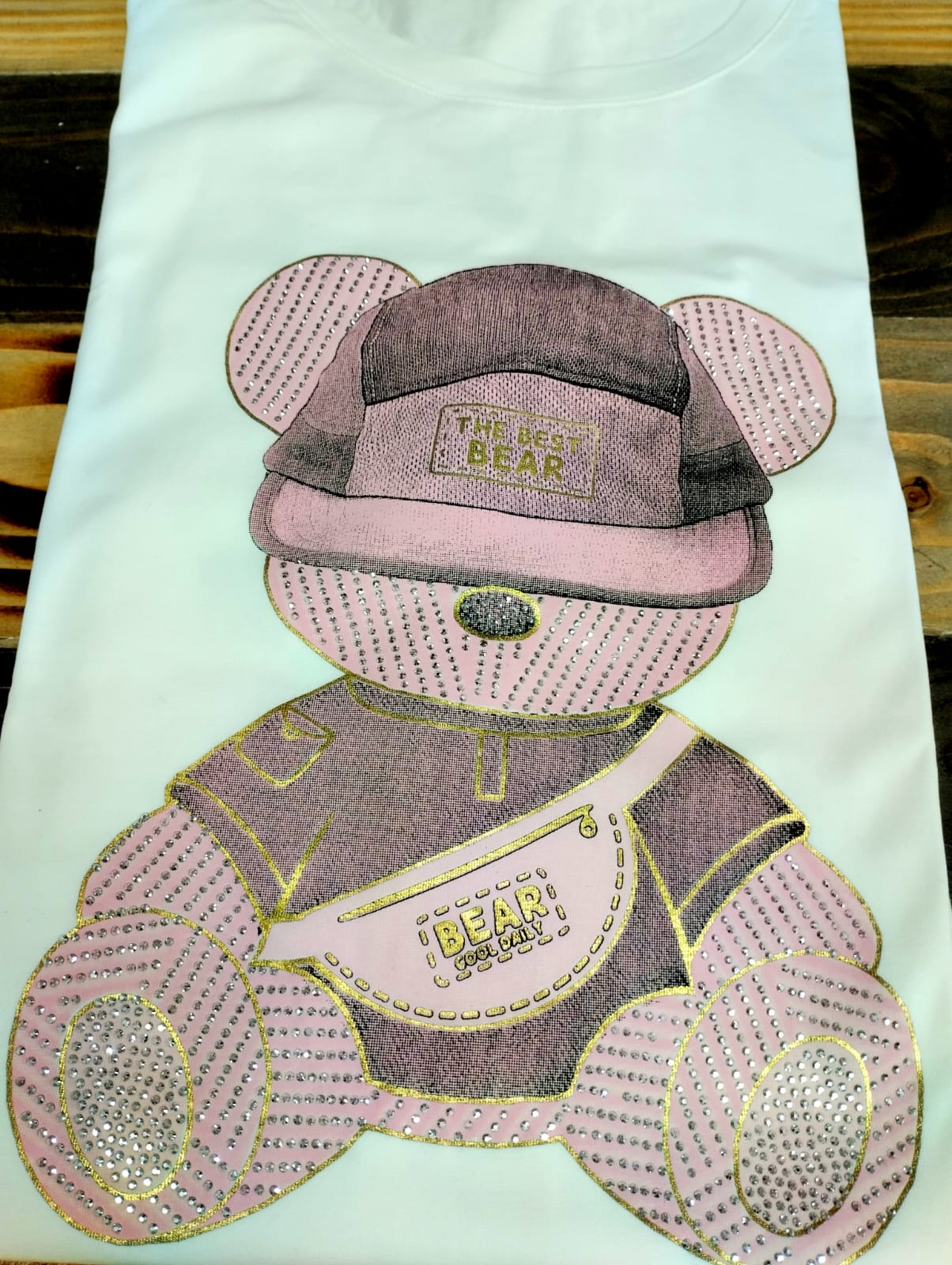 T-shirt orsetto con cappello