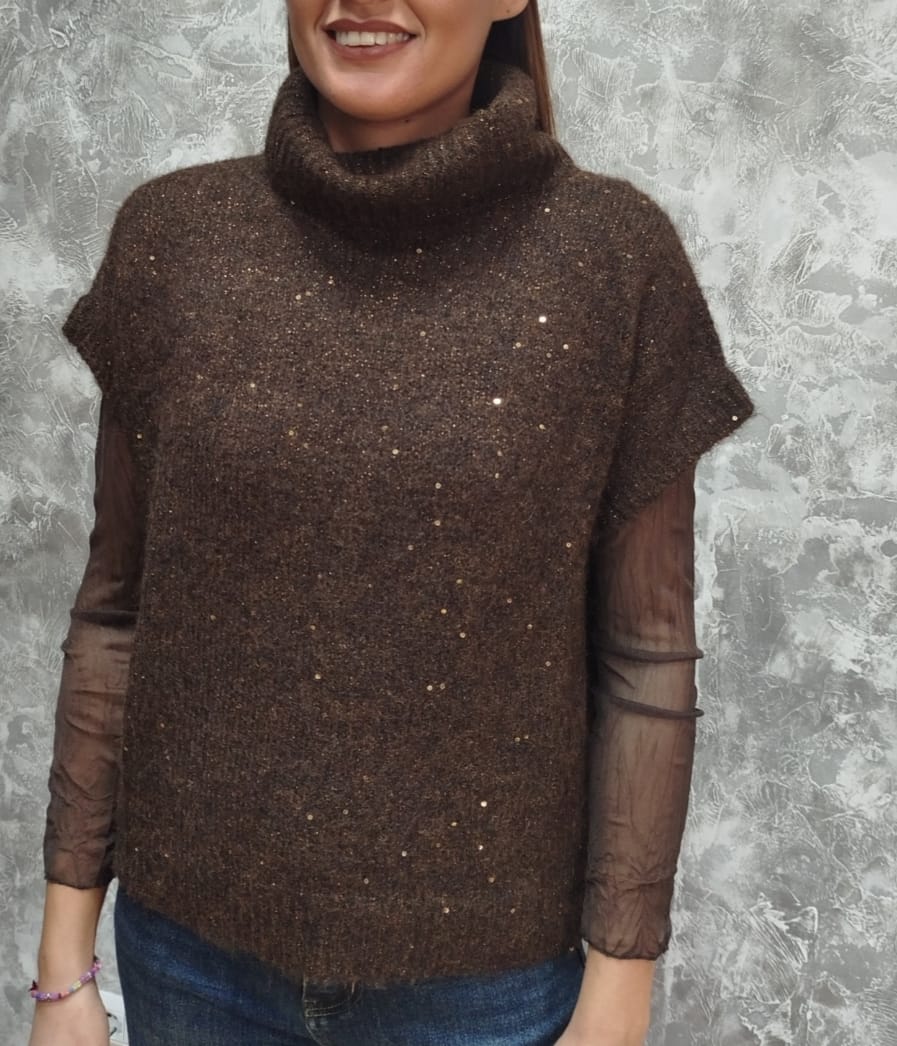 Pullover collo alto senza maniche