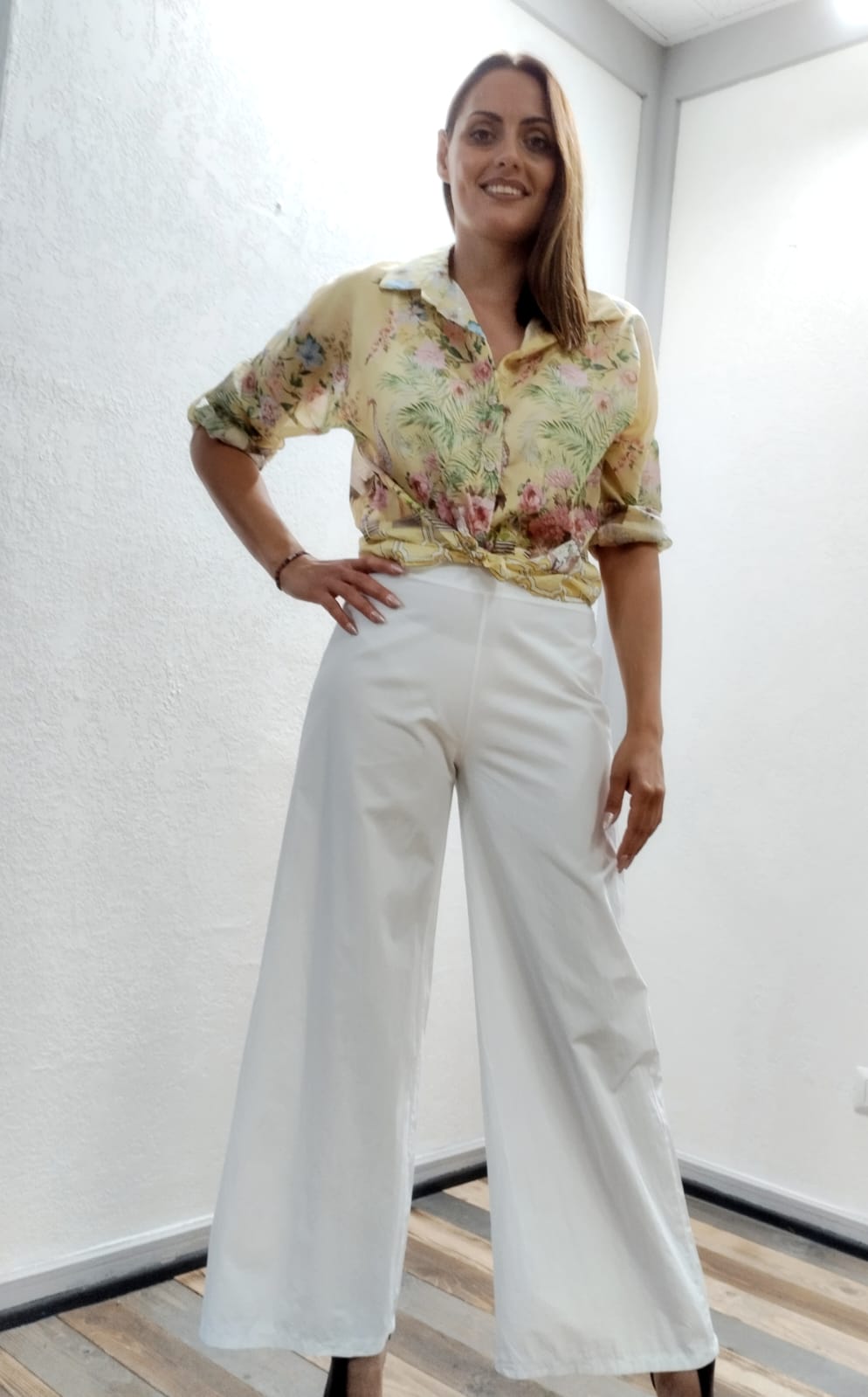 Pantalone ultraleggero a palazzo