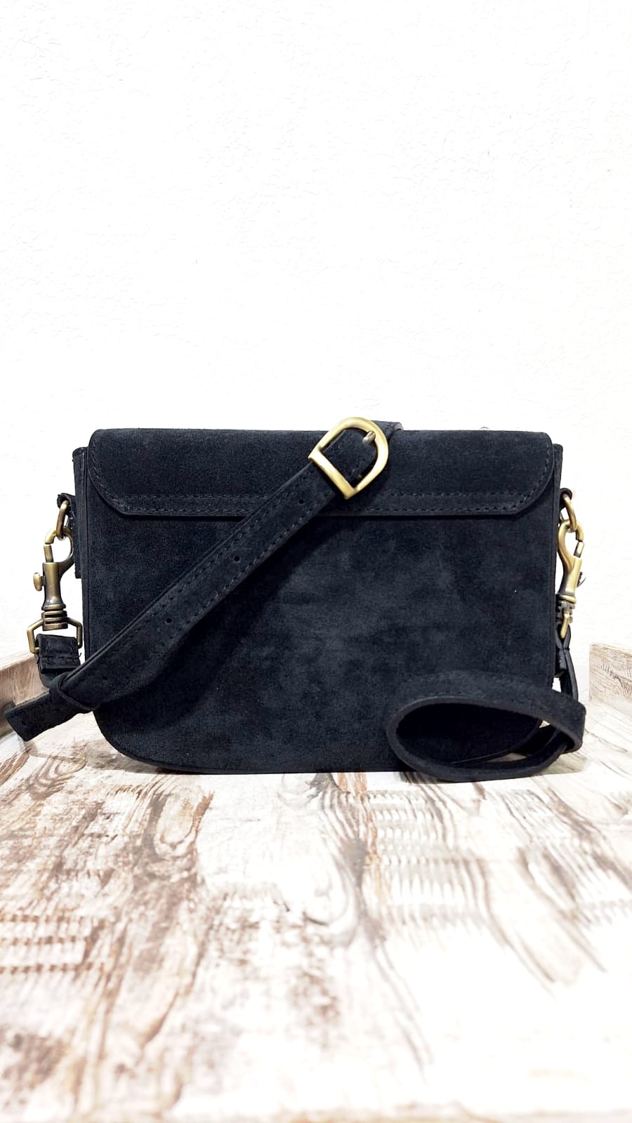 Borsa in pelle effetto camoscio