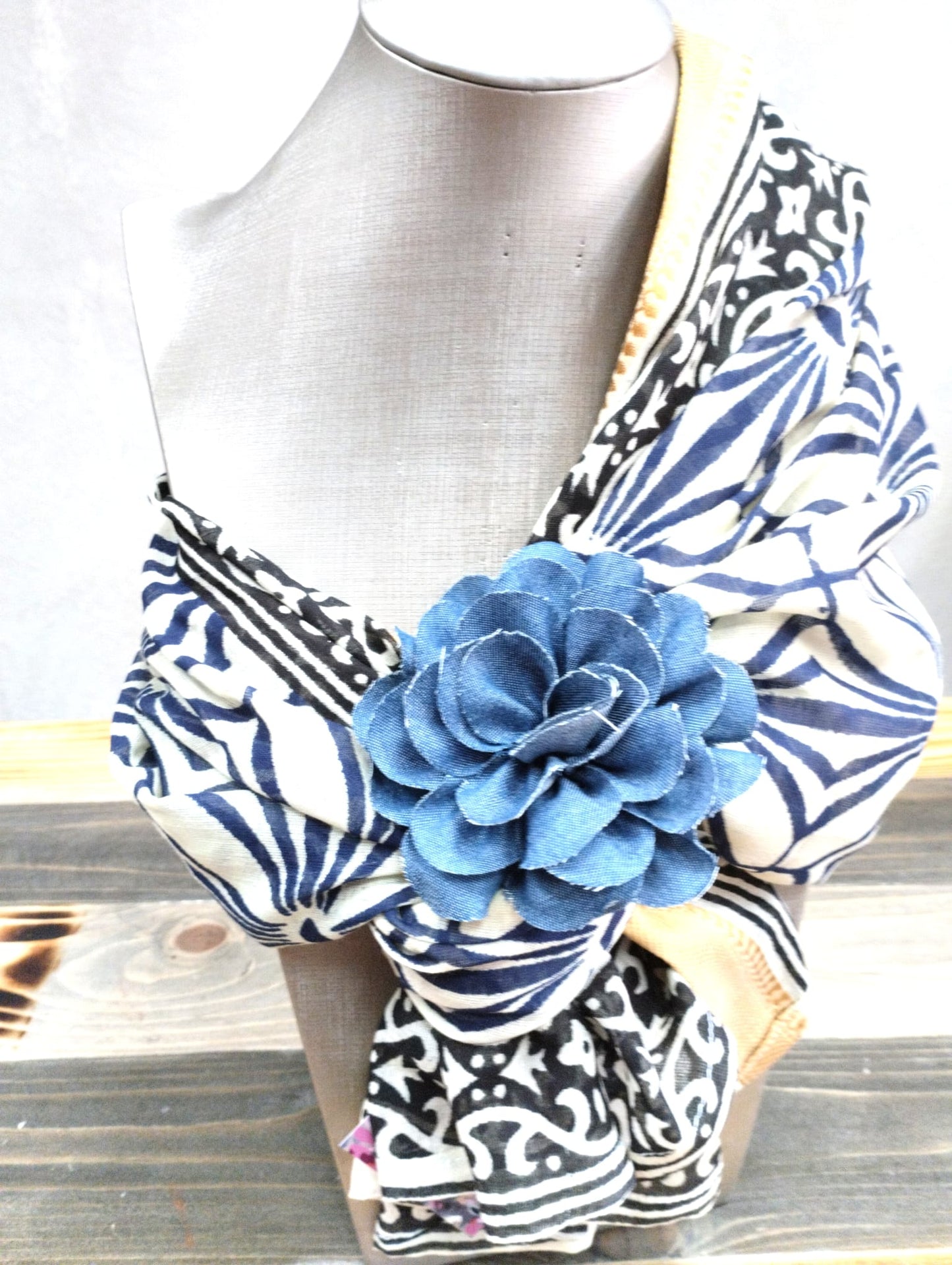 Foulard etnico bluette