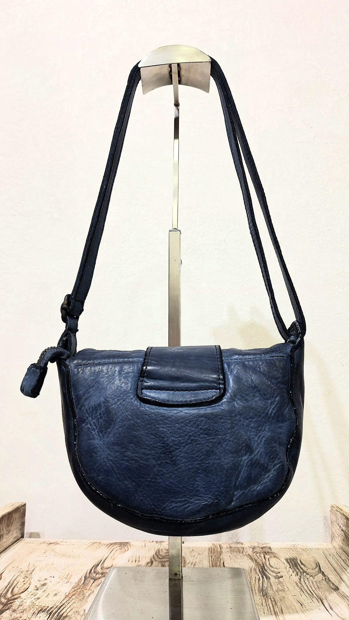 Borsetta in cuoio bluette