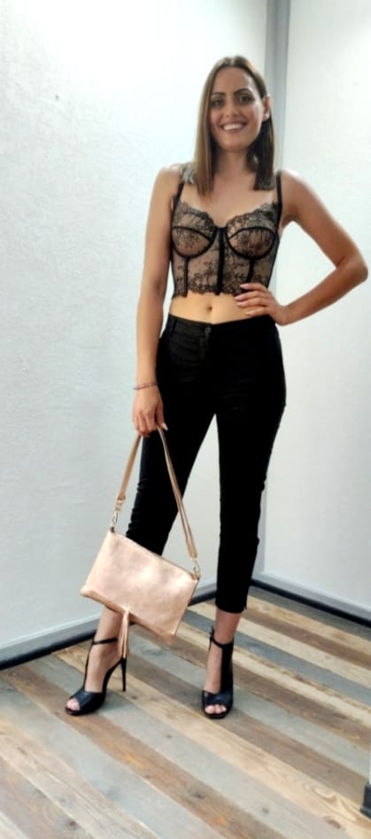 Corsetto in pizzo nude