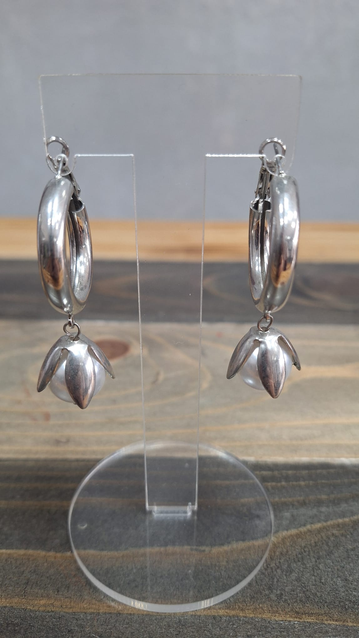 Orecchini a cerchio con pendente