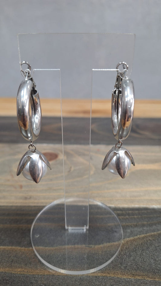 Orecchini a cerchio con pendente