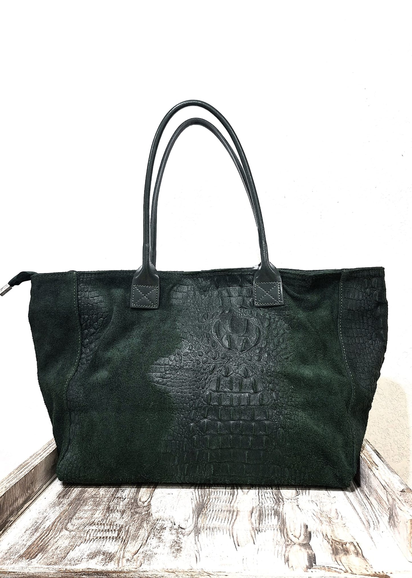 Borsa in pelle scamosciata effetto coccodrillo