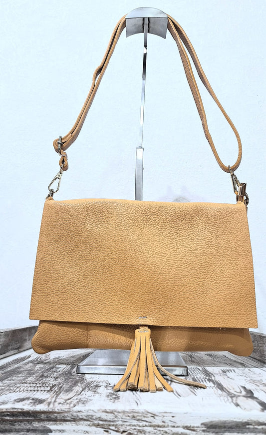 Borsa in pelle con nappina