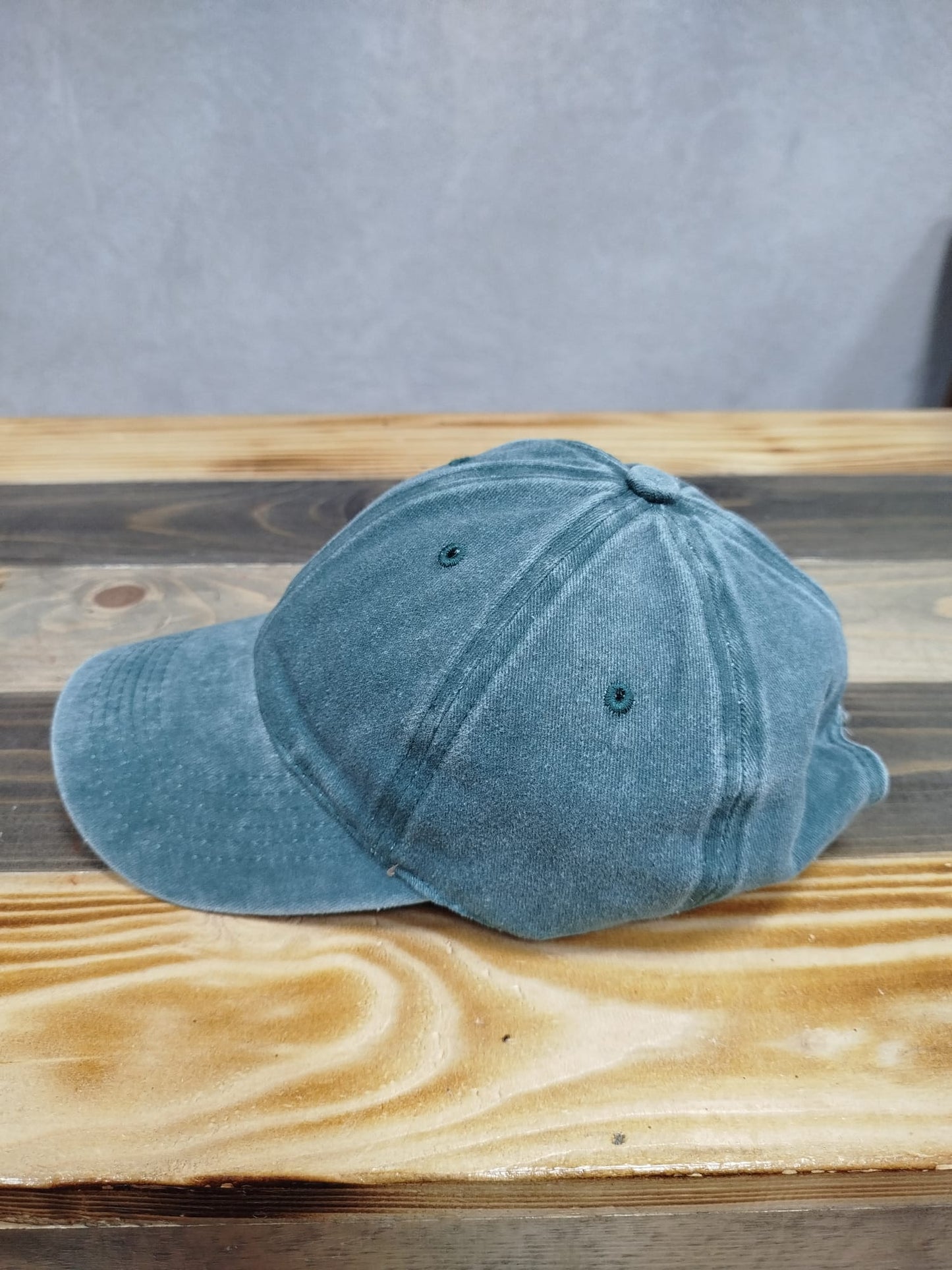 Cappello in cotone délavé