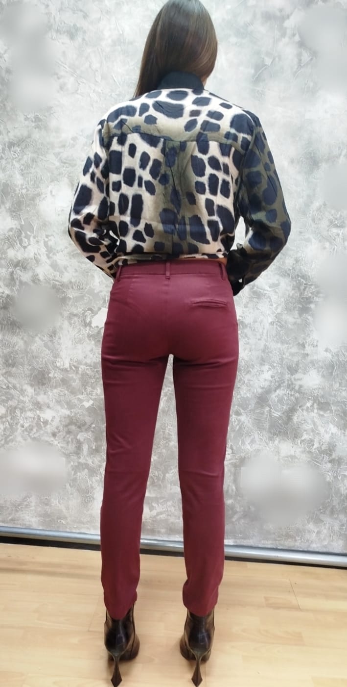 Pantalone sigaretta