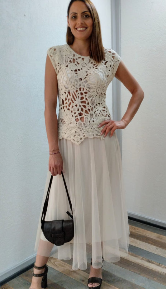 Gonna in tulle beige