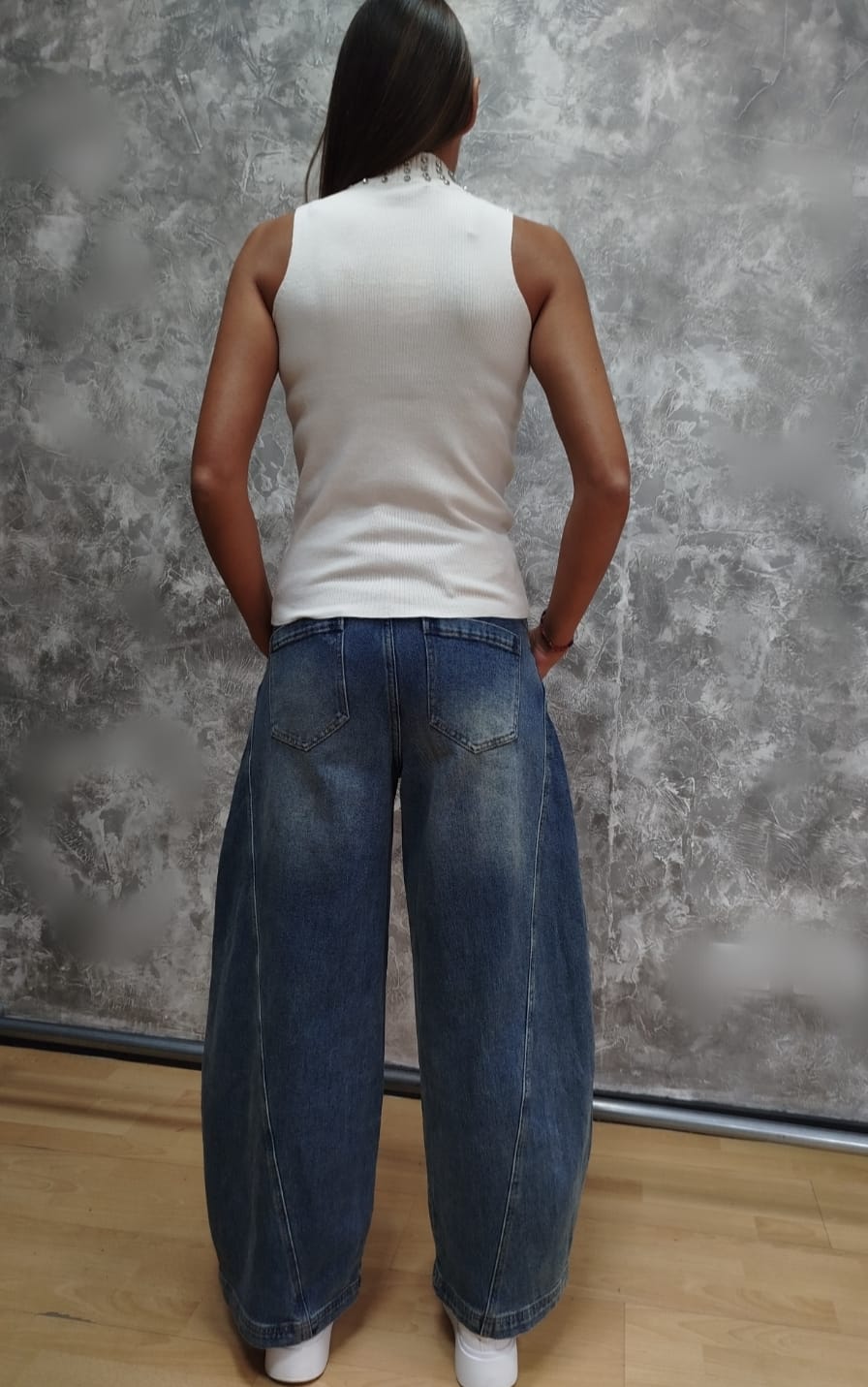 Pullover senza maniche con strass