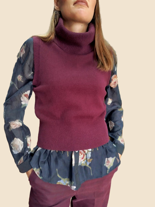 Pullover collo alto senza maniche