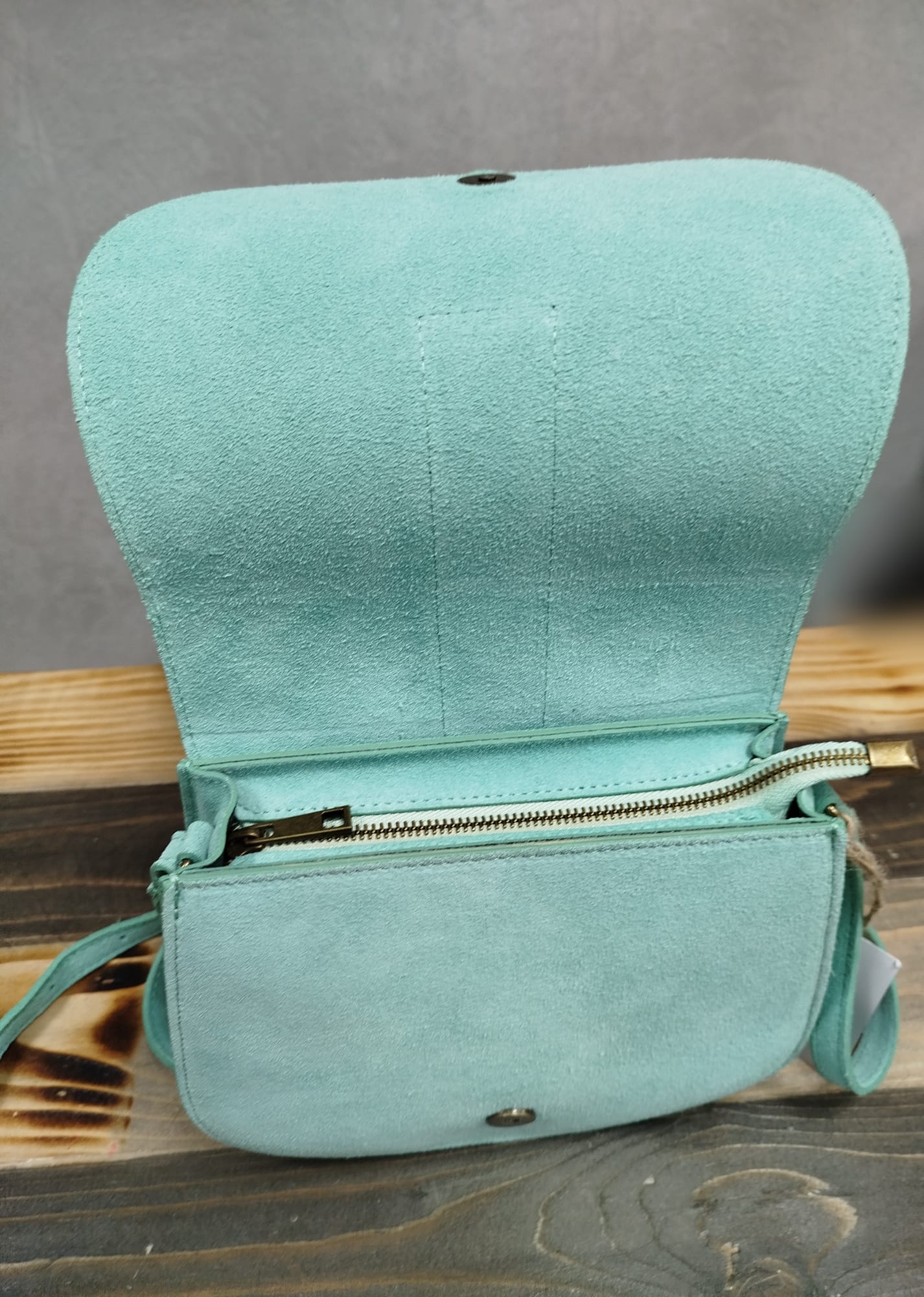 Borsa in pelle verde acqua