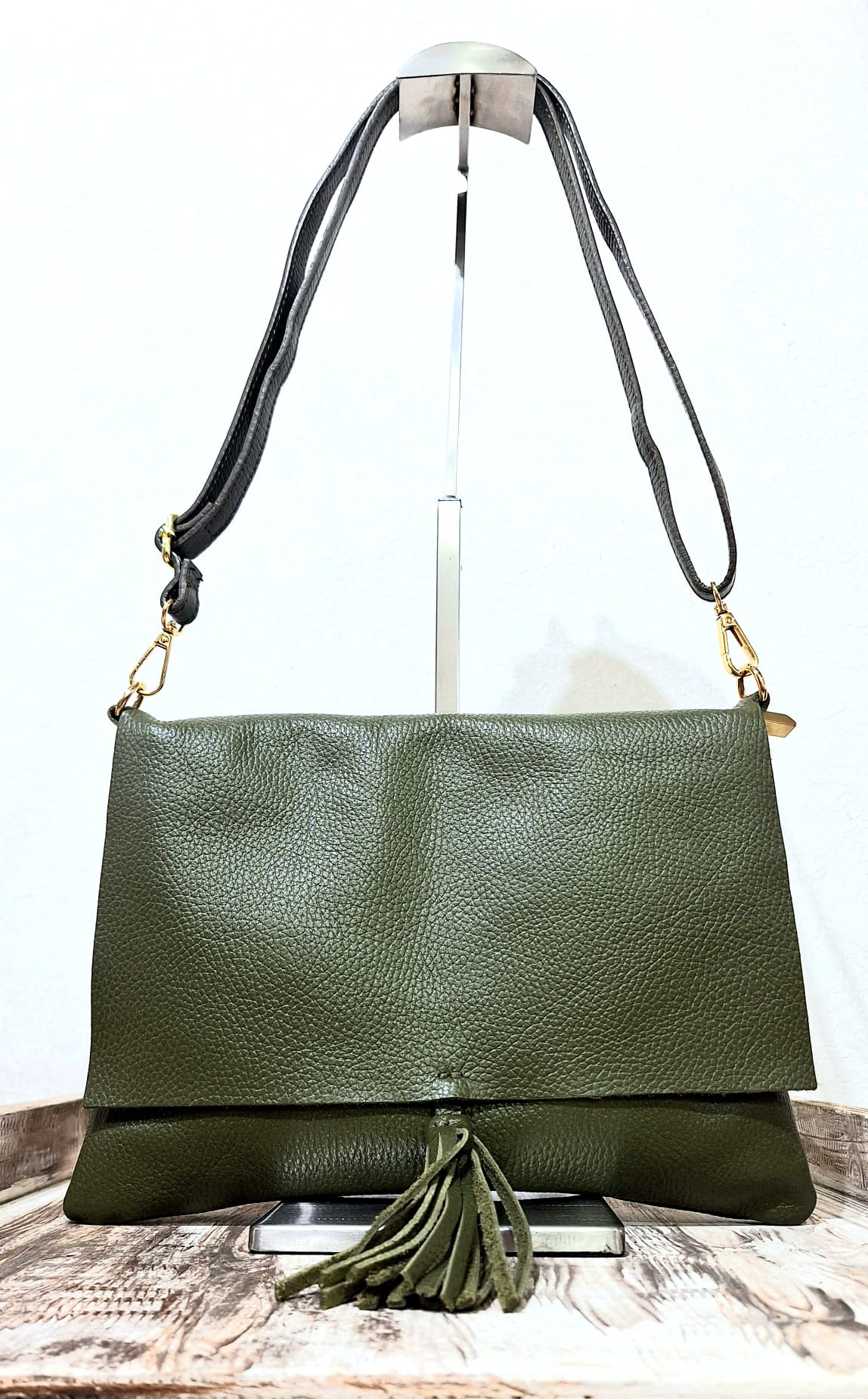 Borsa in pelle con nappina